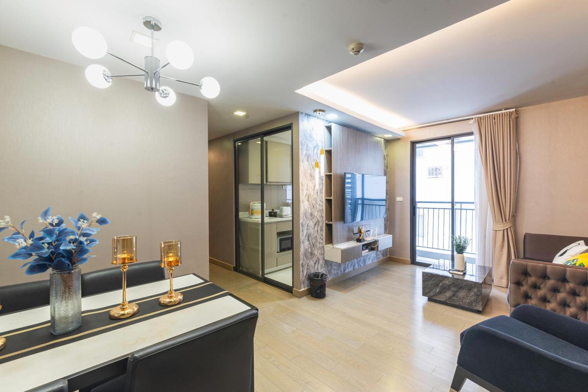 Dazzle Sukhumvit 7 By Lefoyer Apartment Bangkok Exterior foto