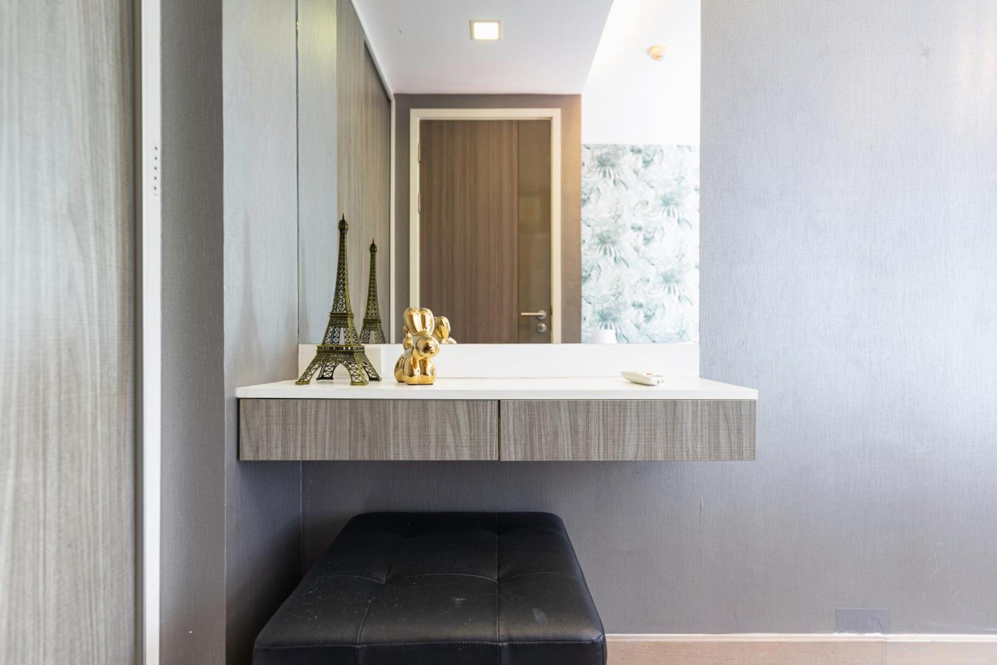 Dazzle Sukhumvit 7 By Lefoyer Apartment Bangkok Exterior foto