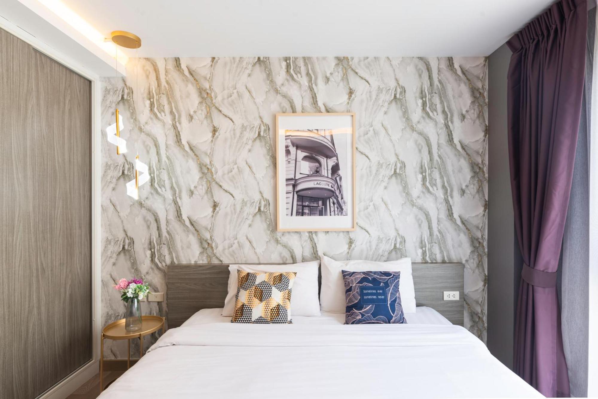 Dazzle Sukhumvit 7 By Lefoyer Apartment Bangkok Exterior foto